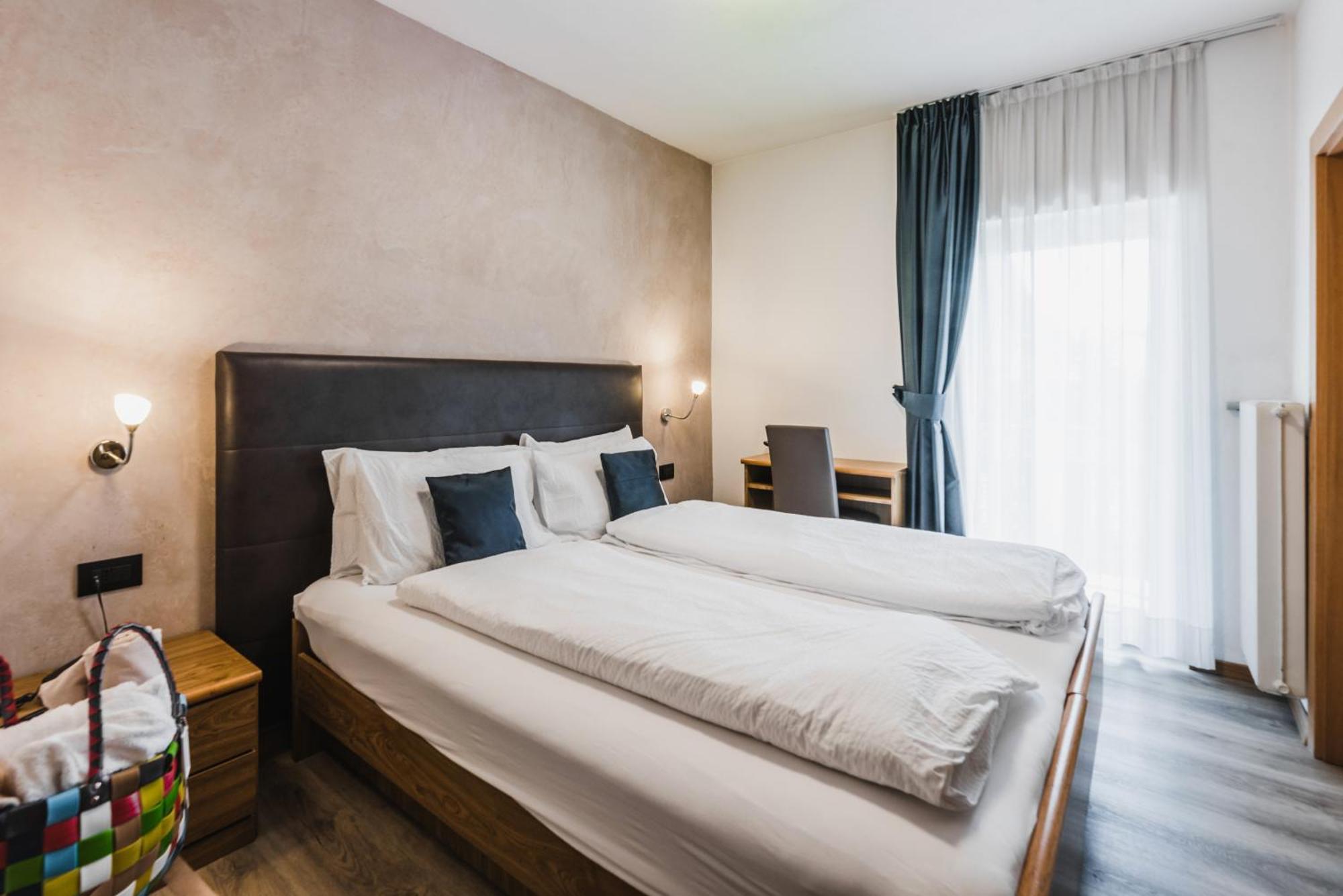 פוצה די פאסה Hotel Arnika מראה חיצוני תמונה