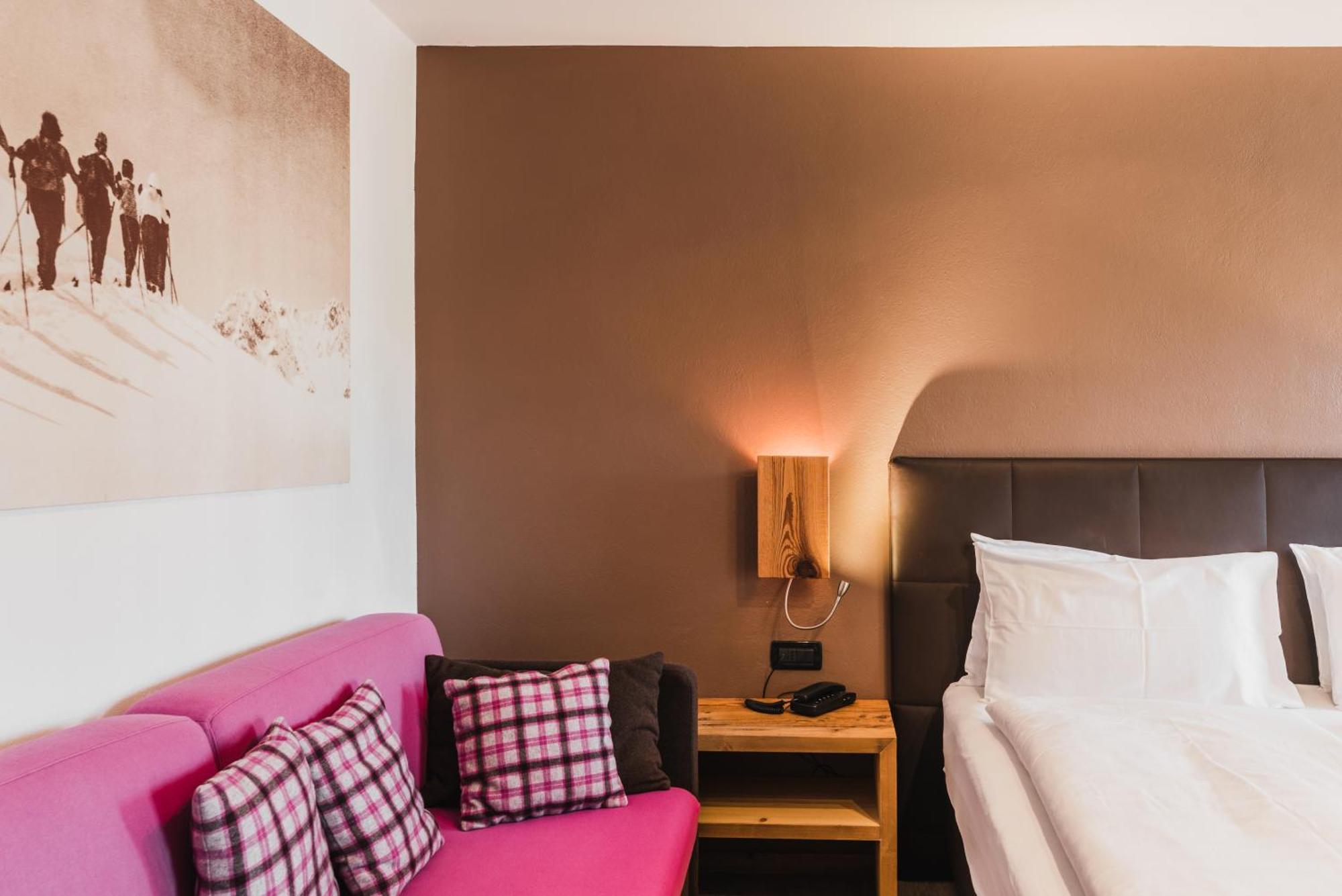 פוצה די פאסה Hotel Arnika מראה חיצוני תמונה