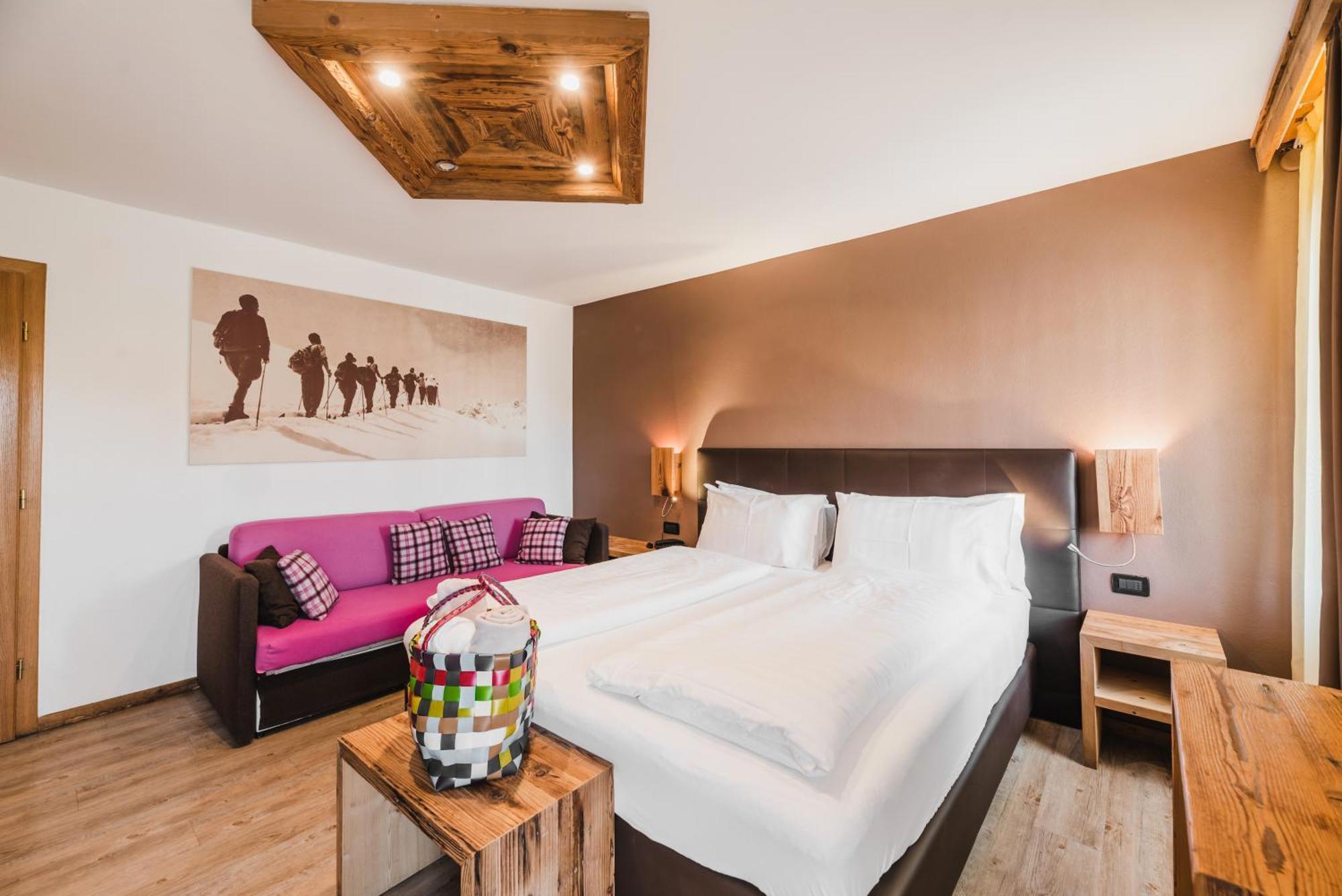 פוצה די פאסה Hotel Arnika מראה חיצוני תמונה